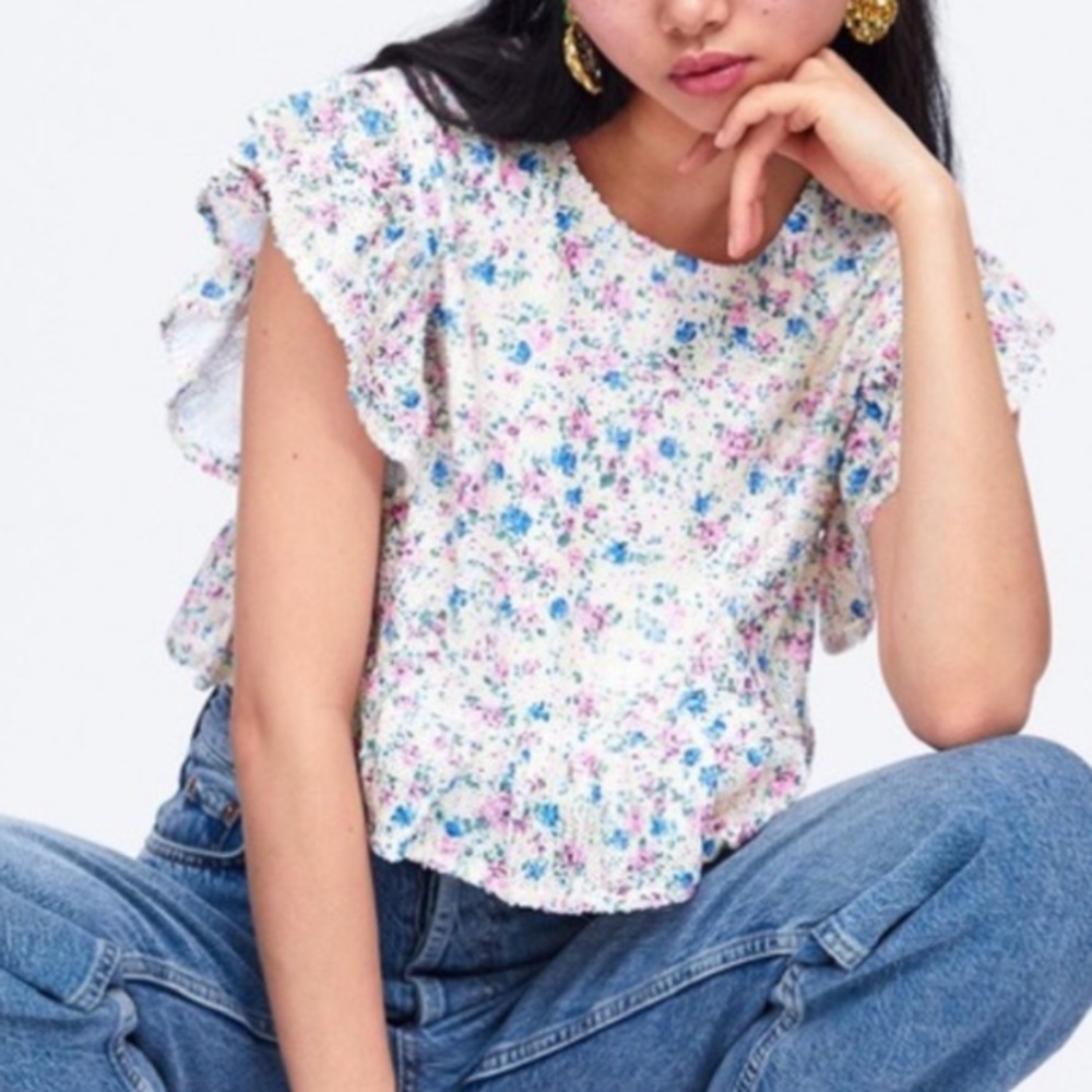 Zara floral sequin top! Size medium!